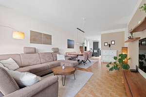 Stilvoll & gemütlich: 4-Zimmer-Maisonette, mit Tiefgaragenstellplatz. Im Herzen von Rahlstedt – Die vollständige Adresse der Immobilie erhältst du vom Anbieter., 22143 Rahlstedt, Hamburg – Vorschaubild 7