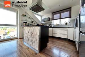 Zwei-Zuhause. Zwei moderne Wohnungen.
8 Zimmer auf 201 m². TOP-Technik. Garage
plus 4 Carports. – Sigmaringen (Kreis) – Vorschaubild 1