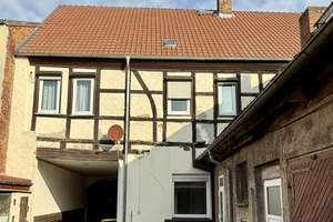 Landleben mitten in der Stadt - historisches Bauernhaus mit großem Hof & Nebengelass in Arneburg – Breite Straße 41, 39596 Arneburg – Vorschaubild 3