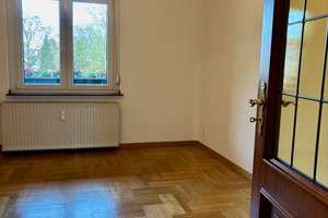 Groß & Hell schöne 5 Zi-DG-Wohnung mit Charme & Komfort in grüner Lage & Balkon – 40237 Düsseltal, Düsseldorf – Vorschaubild 9