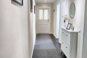 Bezugsfrei: Sanierter 3-Zi.-Stuckaltbau mit Balkon nahe Hölderlinplatz – provisionsfrei – 70193 Hölderlinplatz, Stuttgart – Vorschaubild 8