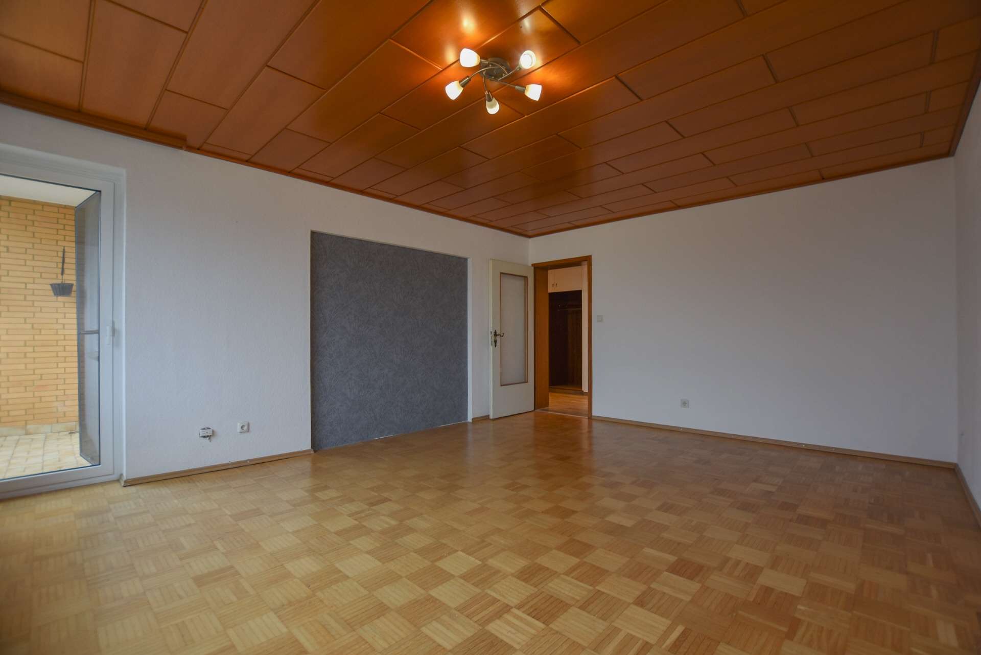 Immobilie in Isernhagen - KUNZE: gut geschnittene Wohnung mit großem Wohnzimmer und Balkon in Altwarmbüchen - Bild 7