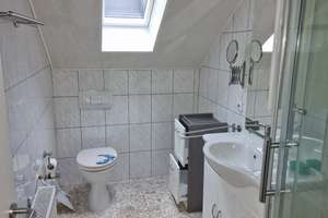 Großzügige 3 Zimmer-Dachgeschosswohnung in verkehrsgünstiger Lage von W-Elberfeld – Hofkamp 191, 42103 Elberfeld, Wuppertal – Vorschaubild 7
