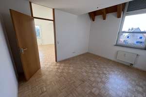 Schöne 3-Zimmer-Wohnung mit Balkon – Die vollständige Adresse der Immobilie erhältst du vom Anbieter., 72768 Degerschlacht, Reutlingen – Vorschaubild 3