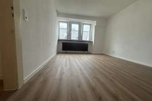 Helle 4-Zimmer-Wohnung im Dachgeschoss – modernisiert, ca. 104 m² – Königsbergerstr. 38, 42277 Oberbarmen, Wuppertal – Vorschaubild 10