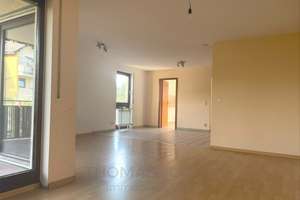 Charmantes Reiheneckhaus mit Stellplatz und Garage im beliebten Büchenbronn – Die vollständige Adresse der Immobilie erhältst du vom Anbieter., 75180 Büchenbronn, Pforzheim – Vorschaubild 4