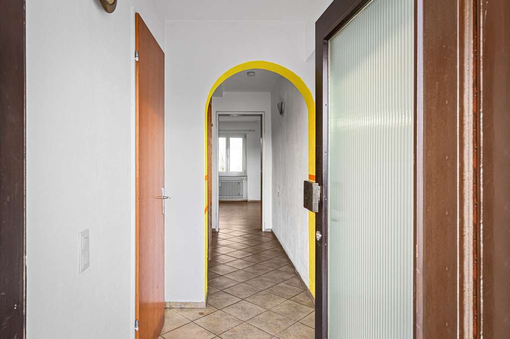 Immobilie in Rottenacker - Einfamilienhaus mit guter Substanz und Entwicklungspotenzial - Bild 3