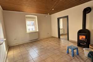 Wohnen mit Wohlfühlfaktor - Mietshaus frisch renoviert, mit Garten und Wintergarten  – Hochwaldstraße 82, 66954 Windsberg, Pirmasens – Vorschaubild 7