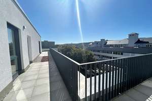 Modernes Leben auf 118 m²: Stilvolle 3-Zimmer-Wohnung mit Highlight-Dachterrasse und Aufzug – Biklenstraße 10, 70327 Untertürkheim (Ortsteil), Stuttgart – Vorschaubild 4