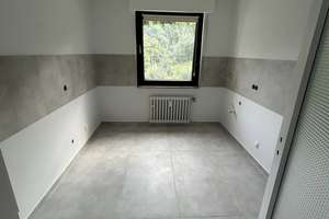 120 qm Maisonette EG, Balkon Treppe zum Garten, Souterrain  – Dumberger Straße 42, 45289 Burgaltendorf, Essen – Vorschaubild 6