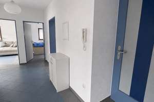 Wohnen mit Ausblick – großzügige 4-Zimmer-Wohnung mit zwei Balkonen – Die vollständige Adresse der Immobilie erhältst du vom Anbieter., 63619 Bad Orb – Vorschaubild 2
