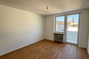 Schwabing-Olympiapark schö., helles, ruhig 1 Zi.  Balkon,Designb, EBK, saniert!! 1. November !!!!! – Gartenstraße 6, 80809 Am Luitpoldpark, München – Vorschaubild 1