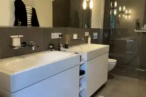 Traumwohnung am Benrather Rheinufer mit grosszügigen Einbauten – Düsseldorf – Vorschaubild 7