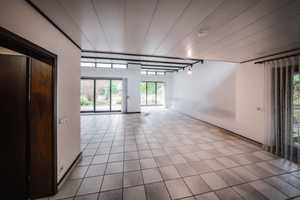 Einfamilienhaus mit Einliegerwohnung und guter Substanz im beliebten Dichterviertel! – Düsseldorf – Vorschaubild 6