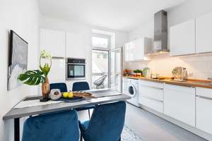 „Altbaujuwel im Dreimühlenviertel – stilvolle 2-Zimmer-Wohnung mit Balkon zum grünen Innenhof“ – Isartalstr. 34, 80469 Dreimühlen, München – Vorschaubild 5