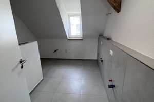     Exklusive kernsanierte Altbauwohnung in Neu-Ulm – Fischgrät, FBH, 127 m² – Johannisstraße 4, 89231 Neu-Ulm – Vorschaubild 6