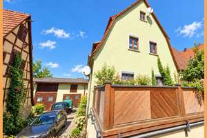 Renovierungsbedürftiger RESTHOF mit großer Scheune/Werkstatt und 3 Garagen für 309.000 EUR