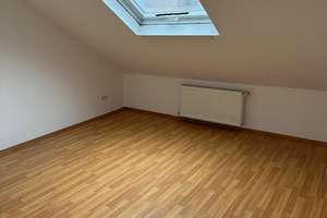 Alltagstaugliche 2-Zimmer-Wohnung in Wiesbaden – Weilstraße 2, 65183 Mitte, Wiesbaden – Vorschaubild 2
