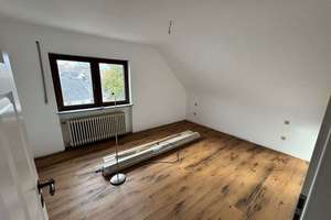 Zweifamilienhaus mit 2 Garagen und Stellplatz in zentraler Ortslage – Die vollständige Adresse der Immobilie erhältst du vom Anbieter., 55776 Ruschberg – Vorschaubild 9
