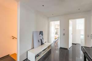 Stylisches Mehrgenerationenhaus mit Einliegerwohnung in Neu - Ulms PREMIUMLAGE ! – Die vollständige Adresse der Immobilie erhältst du vom Anbieter., 89231 Neu-Ulm – Vorschaubild 24