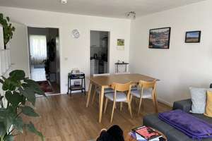 helle 2ZKB mit EBK, Balkon, Teilmöbliert, Nähe Klinikum und Westpark, TOP-Lage