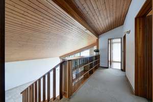 Einfamilienhaus (Splitlevel) mit außergewöhnlicher Architektur und hoher Privatsphäre in Waldtrud... – Die vollständige Adresse der Immobilie erhältst du vom Anbieter., 81827 Waldtrudering, München – Vorschaubild 12