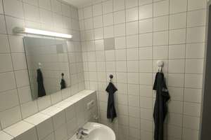 1-Zimmer-Wohnung NUR FÜR MÄRZ mit Bad und Einbauküche in Karlsruhe  – Tennesseeallee 14, 76149 Nordstadt, Karlsruhe – Vorschaubild 3