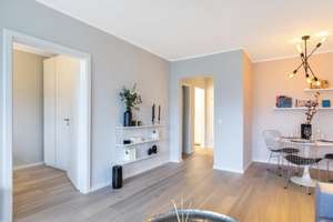 Möblierte stilvolle, sanierte 2-Zimmer-Wohnung mit Balkon in Hamburg – Mittelweg 91, 20149 Harvestehude, Hamburg – Vorschaubild 13