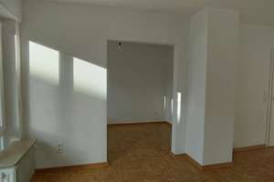 Liebevoll 2023 renovierte Doppelhaushälfte – Die vollständige Adresse der Immobilie erhältst du vom Anbieter., 70565 Fasanenhof, Stuttgart – Vorschaubild 3