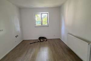 Kern Sanierte Erdgeschosswohnung mit große Küche und großer Bad – Hohenstaufen Straße 19, 51149 Gremberghoven, Köln – Vorschaubild 12