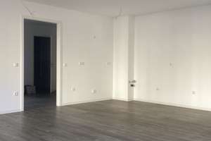 Schöne Wohnung sucht Mieter: weitläufige 5-Zimmer-Wohnung – Maria-Grollmuß-Str. 12, 4157 Gohlis-Nord, Leipzig – Vorschaubild 3
