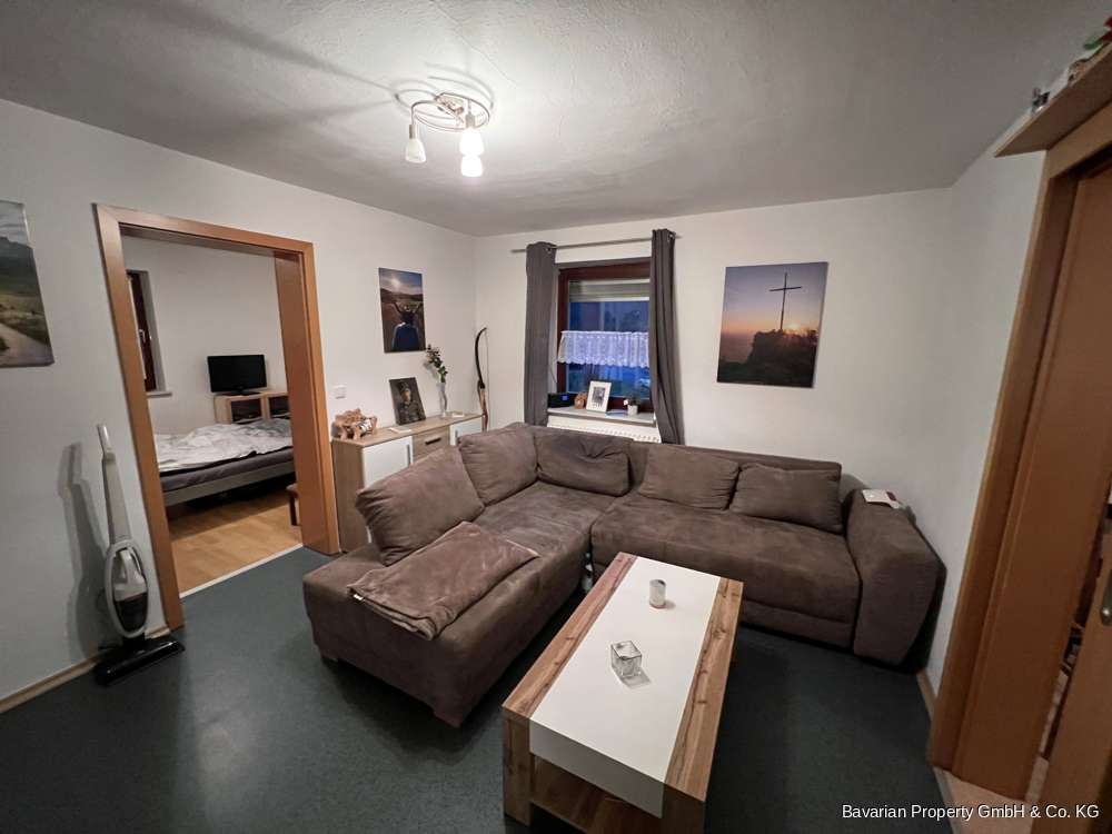 Immobilie in Grafenwiesen - Mehrfamilienhaus mit 5 Einheiten – teilvermietet, mit großem Grundstück - Bild 10