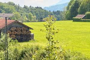 Einzigartiges Anwesen mit Geschichte: Charmantes Bahnwärterhaus auf großem Grundstück – Die vollständige Adresse der Immobilie erhältst du vom Anbieter., 83362 Surberg – Vorschaubild 12