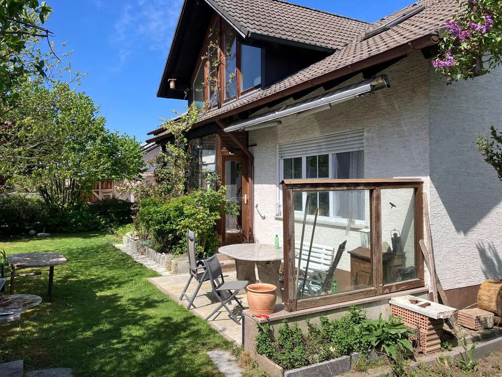 Immobilie in Mindelheim - Gepflegte EG-Wohnung mit Wintergarten & Garten in Nassenbeuren - Bild 2