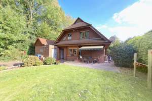 Familiennest zum Wohlfühlen! Charmantes Einfamilienhaus mit 4 Zimmern, Balkon und Garten – Die vollständige Adresse der Immobilie erhältst du vom Anbieter., 26919 Brake (Unterweser) – Vorschaubild 15
