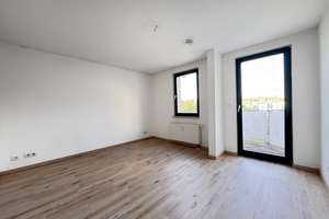 Charmantes Zuhause unter dem Dach, mit Balkon und Personenaufzug – 4315 Volkmarsdorf, Leipzig – Vorschaubild 2