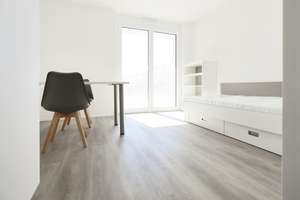 Für SchülerInnen, StudentInnen und Auszubildende - möbliertes Apartment mit Balkon – Firnhaberstr. 12a, 86159 Hochfeld, Augsburg – Vorschaubild 2