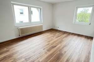 Renoviert! Helle 2-Zimmer-Wohnung | Terrasse | Abstellraum Südstadt – Die vollständige Adresse der Immobilie erhältst du vom Anbieter., 42119 Elberfeld, Wuppertal – Vorschaubild 4