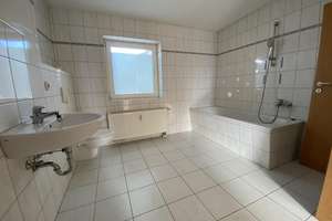 Günstiges, 1,5 Zimmer Apartment mit Laminatboden & Einbauküche – 39104 Buckau, Magdeburg – Vorschaubild 5
