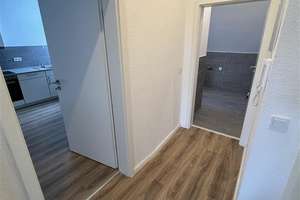 Gemütlich wohnen unter dem Dach: Charmante 2-Zimmer-Wohnung in Hannover – sofort verfügbar – Podbielskistraße 142, 30177 List, Hannover – Vorschaubild 3