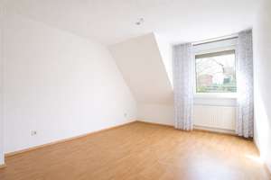 Ca. 160 m² große Doppelhaushälfte mit zwei Wohneinheiten in Hagen-Hohenlimburg – Die vollständige Adresse der Immobilie erhältst du vom Anbieter., 58119 Hohenlimburg (Ortsteil), Hagen – Vorschaubild 13