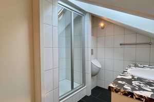 Erstbezug nach Sanierung: freundliches 6-Zimmer-Haus mit EBK in LE-Stetten – Esslingen (Kreis) – Vorschaubild 14