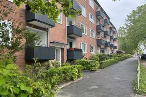 Tolle 2,5-Zimmer-Wohnung in Kiel-Gaarden-Ost – Preetzer Straße 51, 24143 Gaarden-Ost, Kiel – Vorschaubild 1