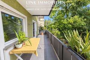 Zentrale 3-Zimmer-Wohnung mit 2 Balkonen und Einzelgarage
