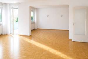 "Familienfreundliche 3,5 bis 4-Zimmer-Wohnung in der grünen Lunge von Stuttgart" – 70195 Botnang-Süd, Stuttgart – Vorschaubild 1