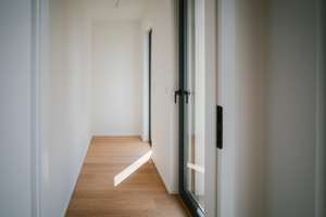 Stilvolle 3-Zimmer-Neubauwohnung mit eigenem Garten – Die vollständige Adresse der Immobilie erhältst du vom Anbieter., 80999 Untermenzing, München – Vorschaubild 16