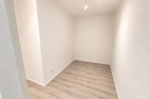 Nahezu kernsaniert EG Terrassenwhg. 118m²+ 32m² Terrasse 3 Zi.+ 1 Nebenraum – Die vollständige Adresse der Immobilie erhältst du vom Anbieter., 32051 Herford – Vorschaubild 12