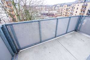 Komfortabler Altbau in Elbnähe. Balkon, Parkett, Carport, und Tageslichtbad mit Wanne. – Hertelstraße 20, 1307 Johannstadt-Nord, Dresden – Vorschaubild 8