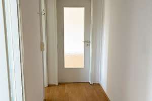 Balkon & Wanne // praktische 3-Zi.-Whg. // kurzfristiger Bezug möglich – Feuerbachstraße 4a, 1219 Leubnitz-Neuostra, Dresden – Vorschaubild 10