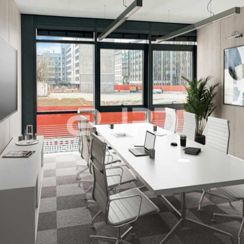 JPD - Lichtdurchflutete Räume durch bodentiefe Fenster